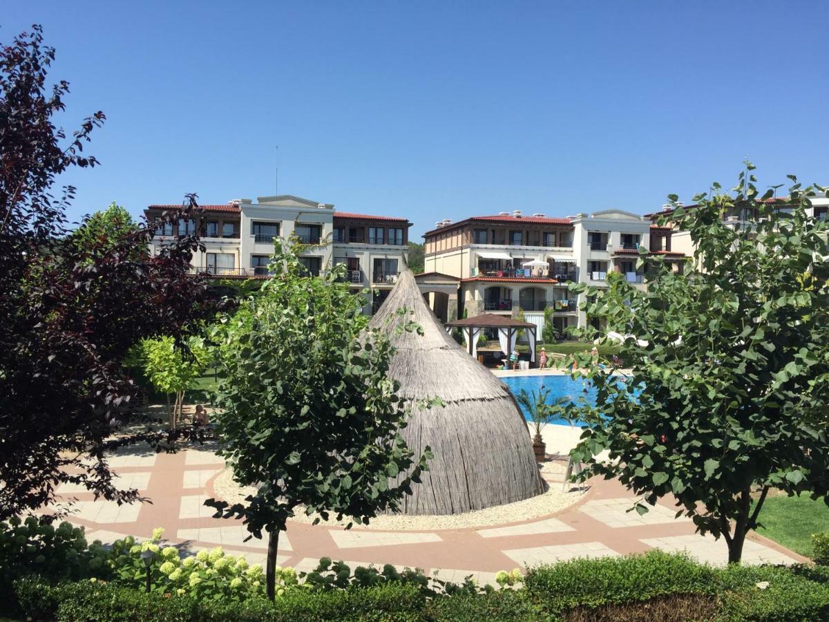 Apartments In Green Life Complex - 1 Bedroom And Studio 소조폴 외부 사진